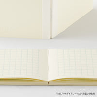 MD DIARY 2027  A4 VARIANT THIN (22490006)