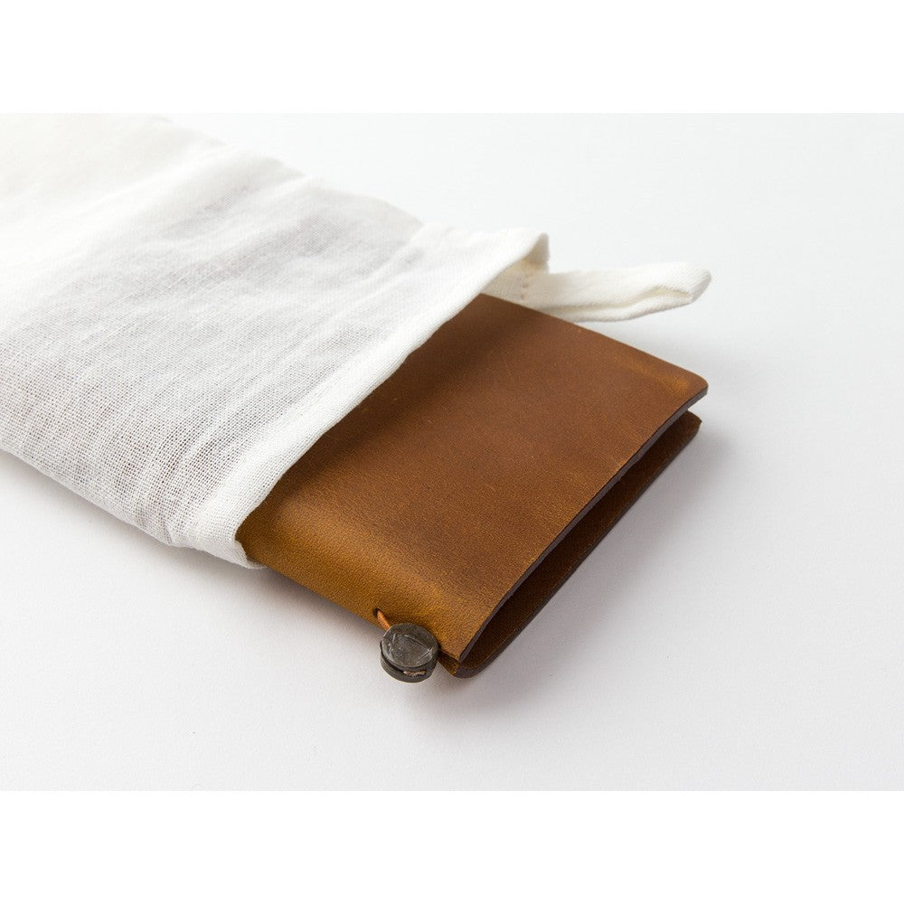 P00 PASSPORT SIZE CAMEL