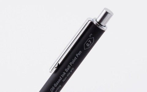 LOW-VISCOSITY OIL-BASED INK BALL POINT PEN 0.7MM BLACK