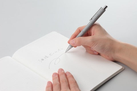 LOW-VISCOSITY OIL-BASED INK BALL POINT PEN 0.7MM GRAY