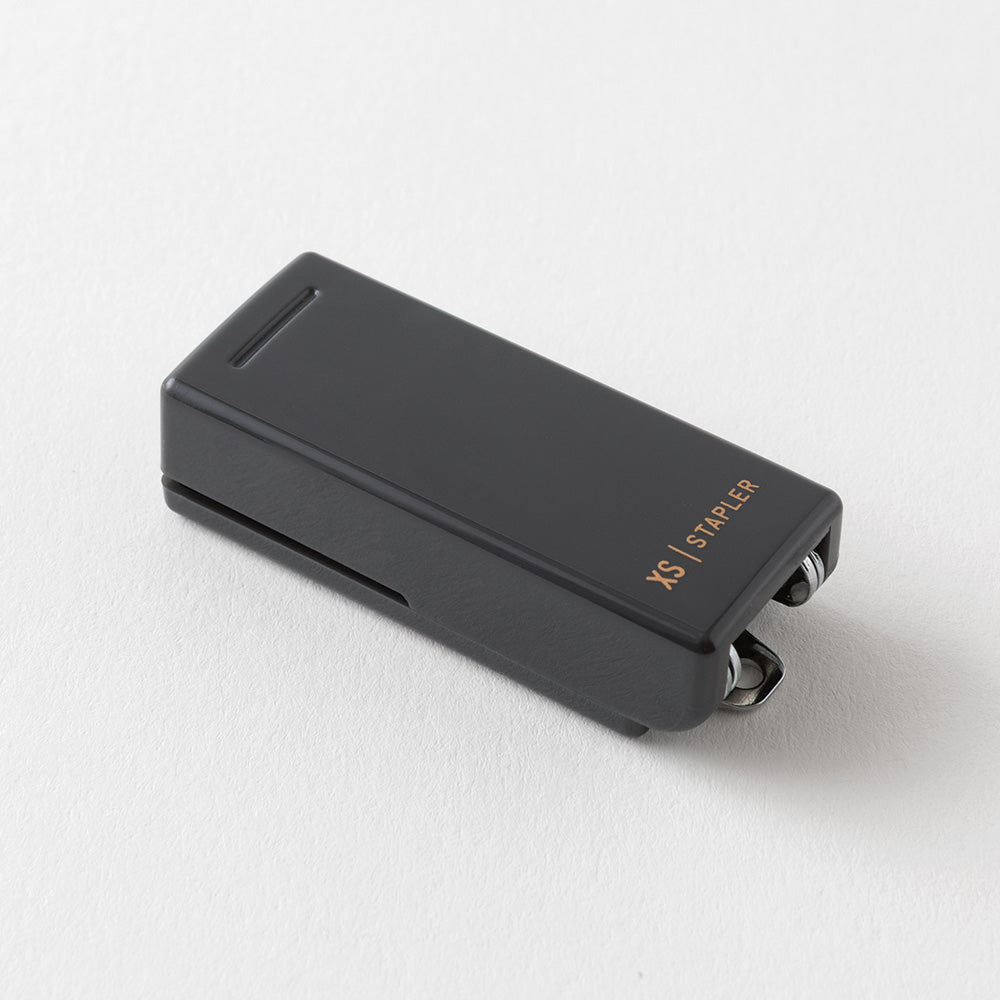 XS COMPACT STAPLER BLACK B (35638006/35522006)