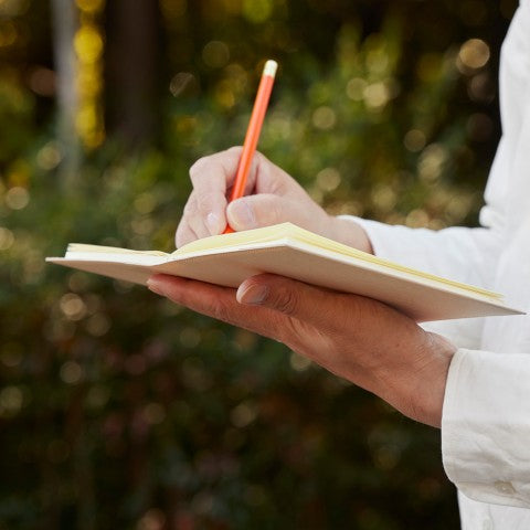 MD NOTEBOOK HARDCOVER A5 SQUARE PAPER